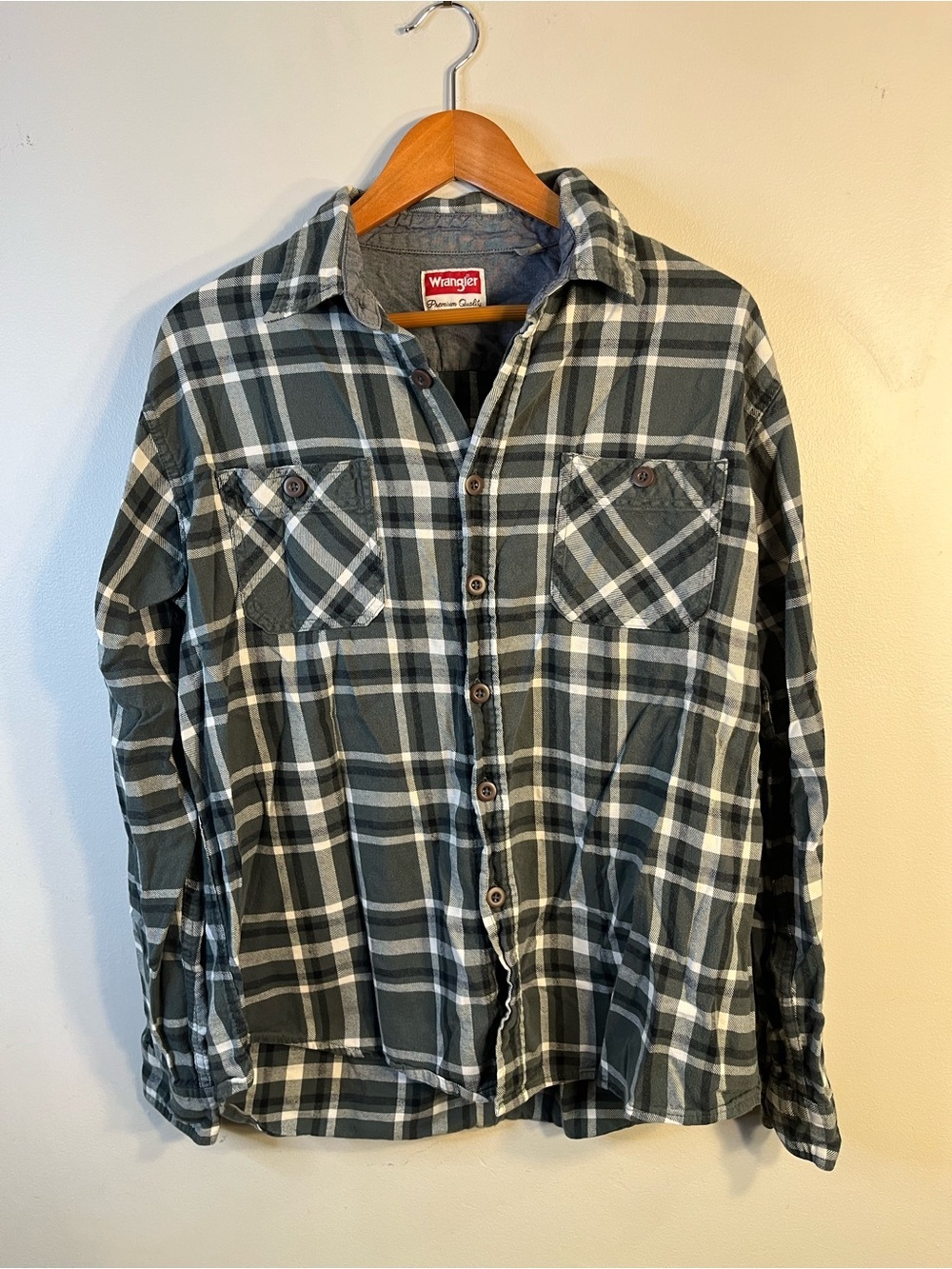 Wrangler Dark Green & White Plaid Button-Down Shirt